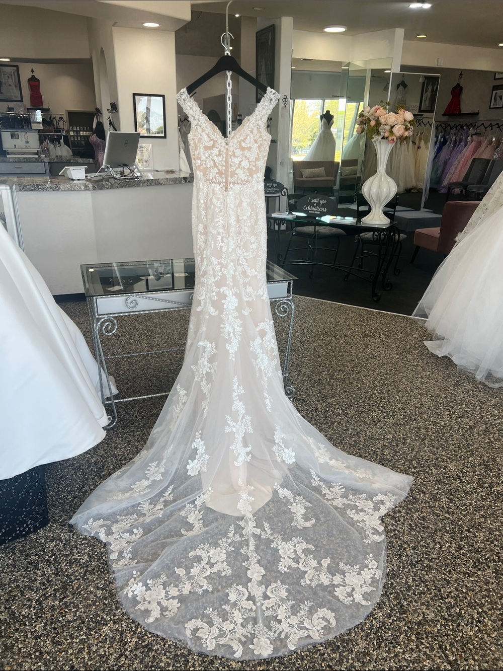 Mori Lee Lace Fitted Wedding Dress - Picture 3 of 6